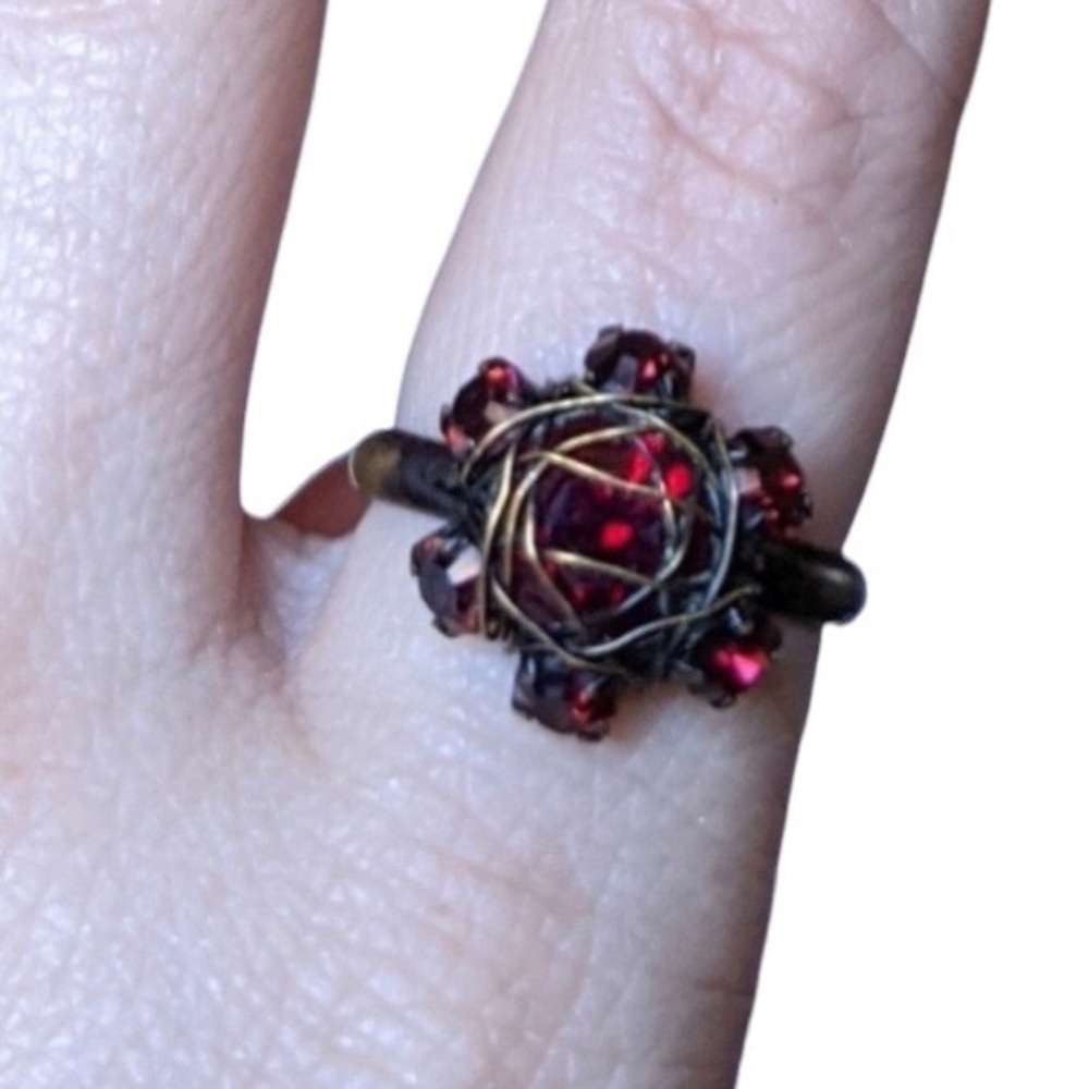 KLONPLOTT Bended Lights Wire Wrapped Red Stones Brass Ring Jewelry Adjustable - Picture 1 of 6